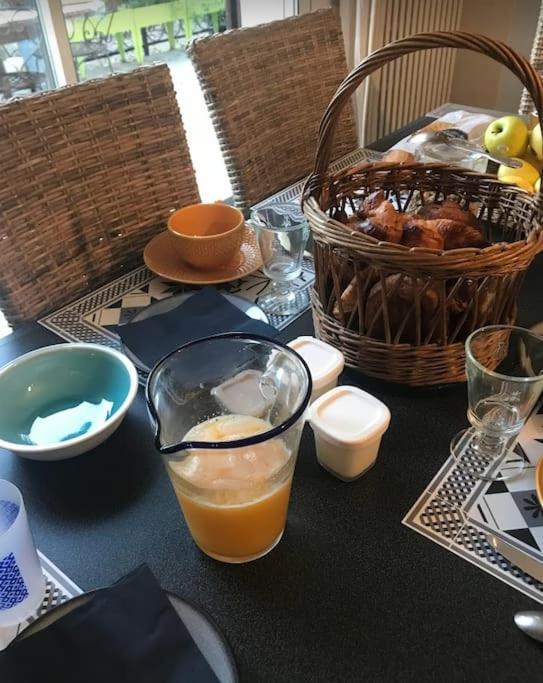 Chez-Sixtine Apartman Albon Kültér fotó