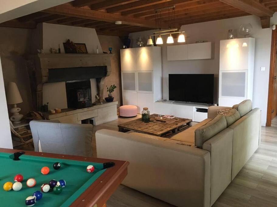 Chez-Sixtine Apartman Albon Kültér fotó