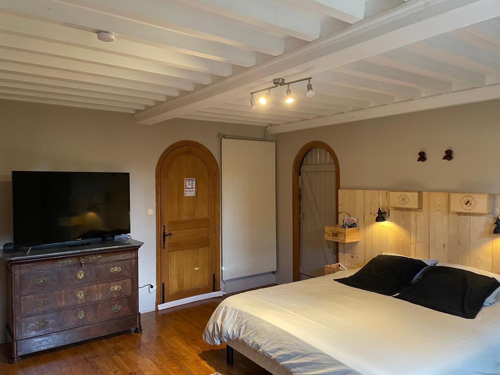 Chez-Sixtine Apartman Albon Kültér fotó